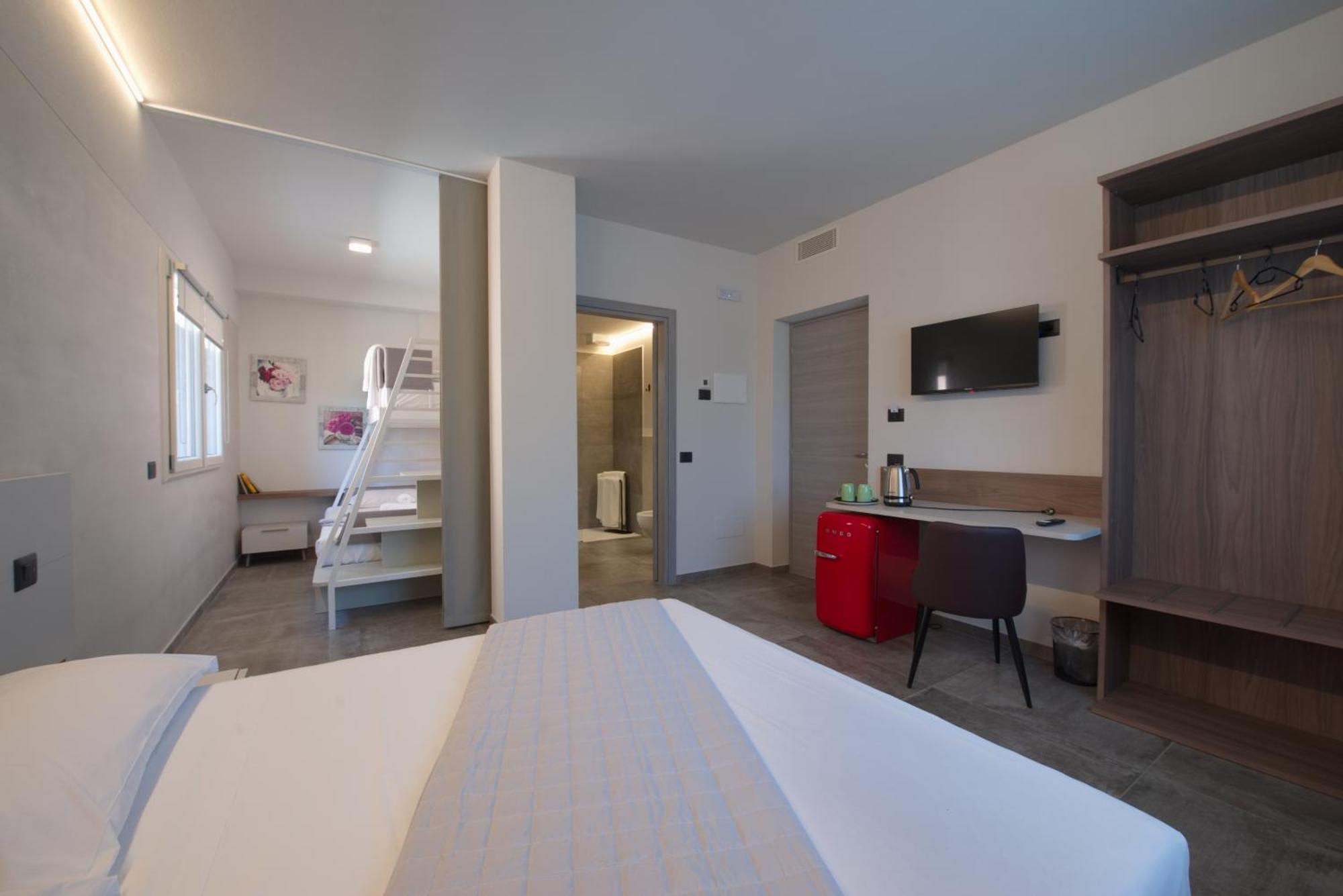 Via Goito 25 & Guest house *